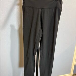 Yunoga 7/8 Black High-Waist Leggings